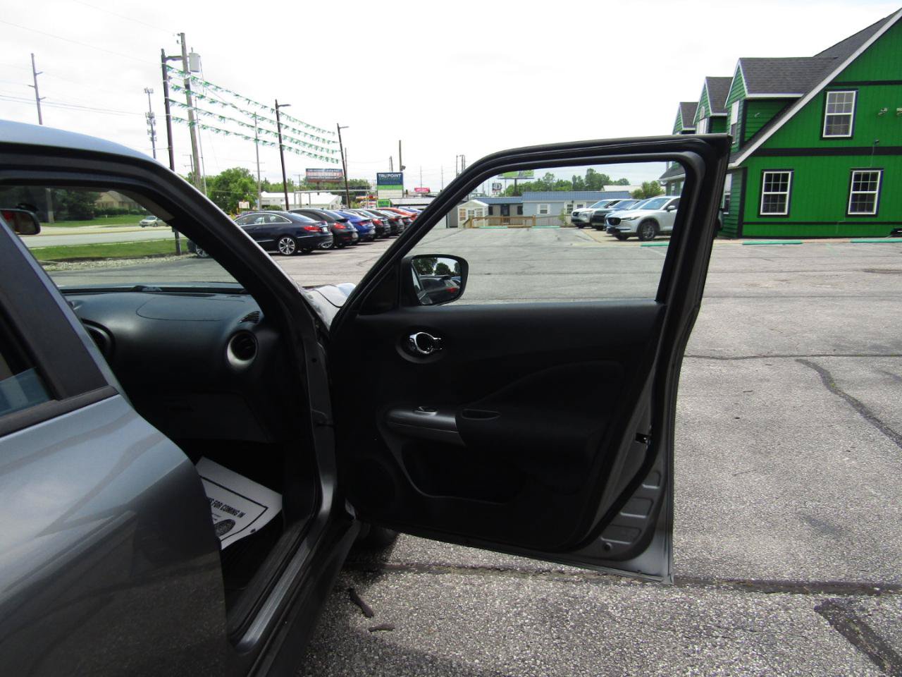 Used 2016 Nissan Juke S AWD/4WD image 21