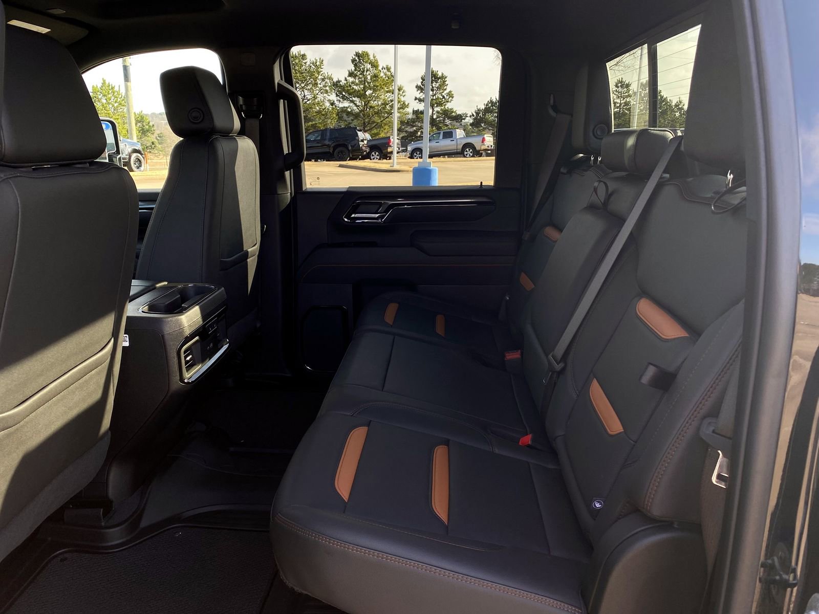 Used 2025 GMC Sierra 2500 AT4 w/ AT4 Preferred Package image 30