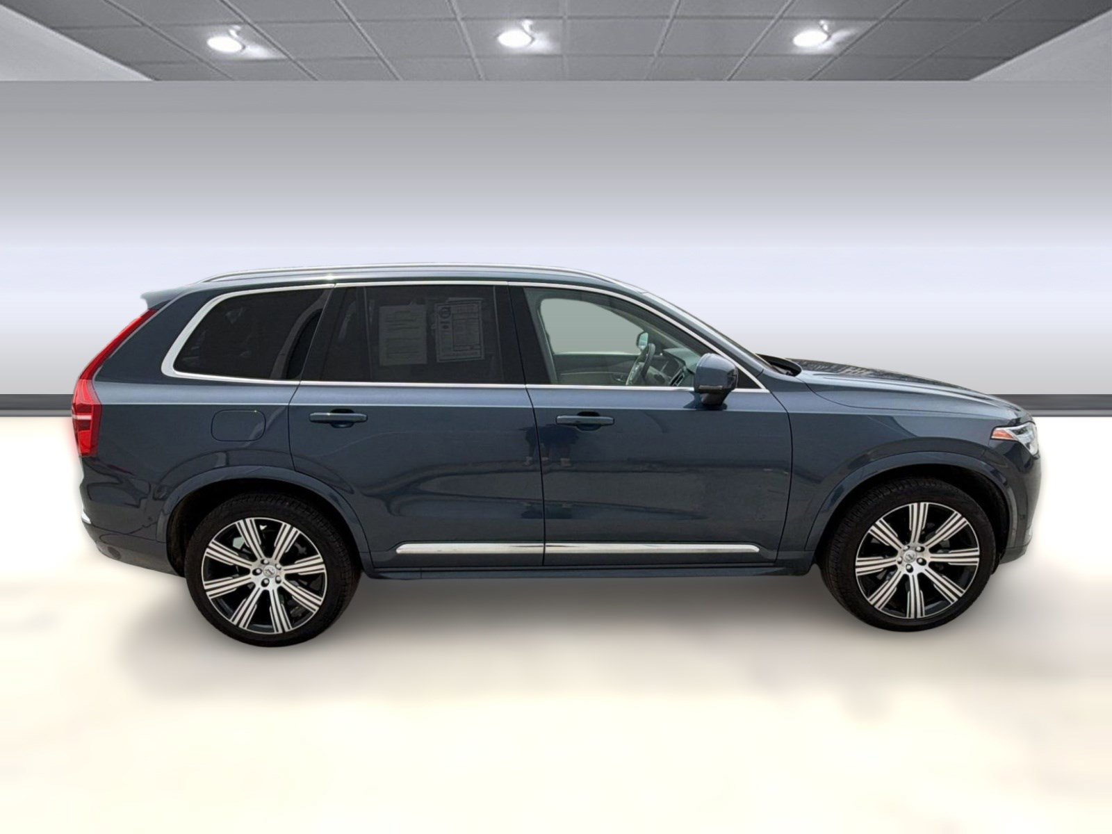 Certified 2024 Volvo XC90 B6 Plus w/ Protection Package Premier AWD/4WD image 8