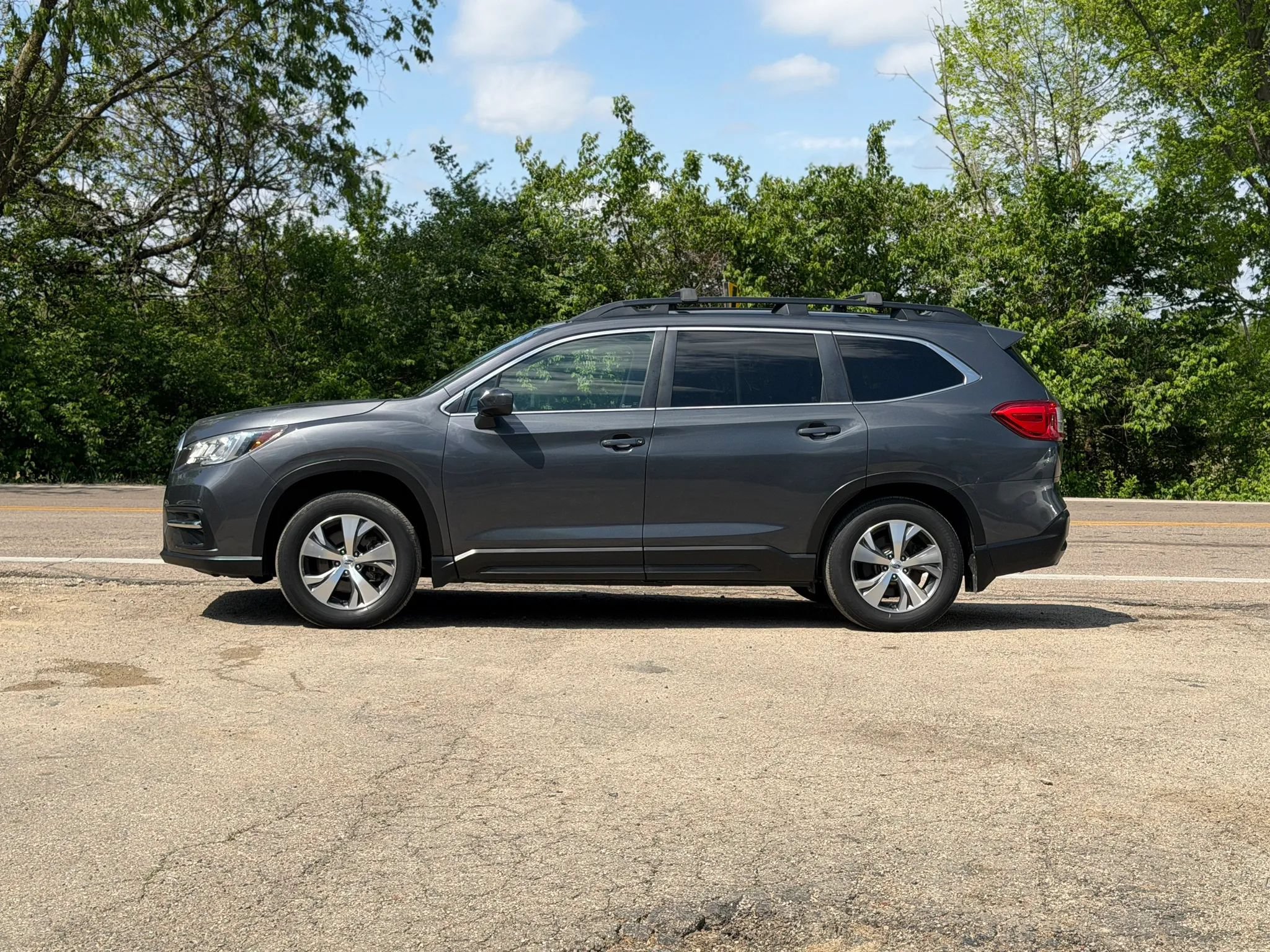 Used 2019 Subaru Ascent Premium AWD/4WD image 4