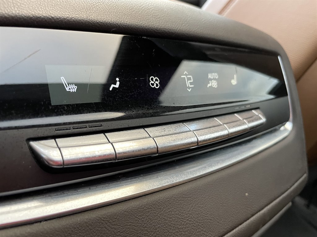 Used 2021 Cadillac Escalade ESV Sport w/ Driver Assist Tech Package RWD image 42