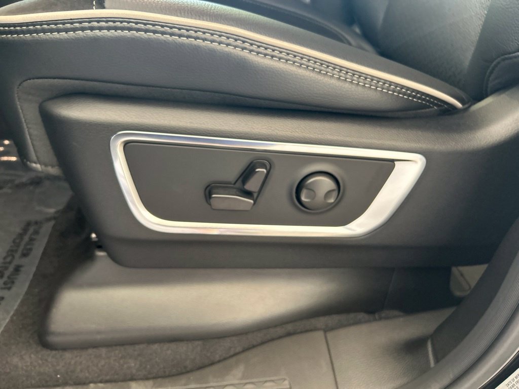 Used 2026 RAM 1500 Laramie AWD/4WD image 42
