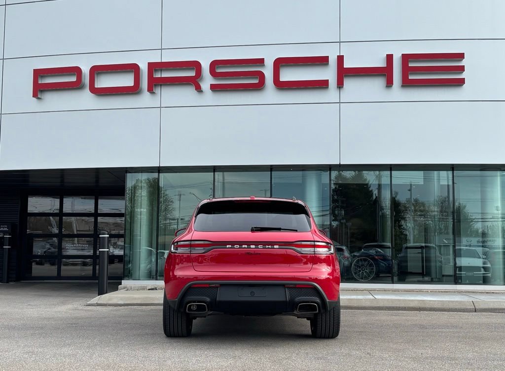 New 2026 Porsche Macan AWD/4WD image 8