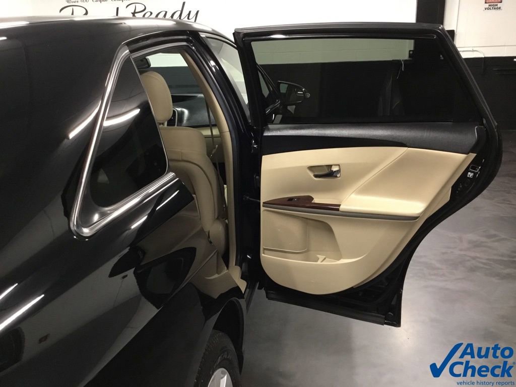 Used 2014 Toyota Venza LE AWD/4WD image 39