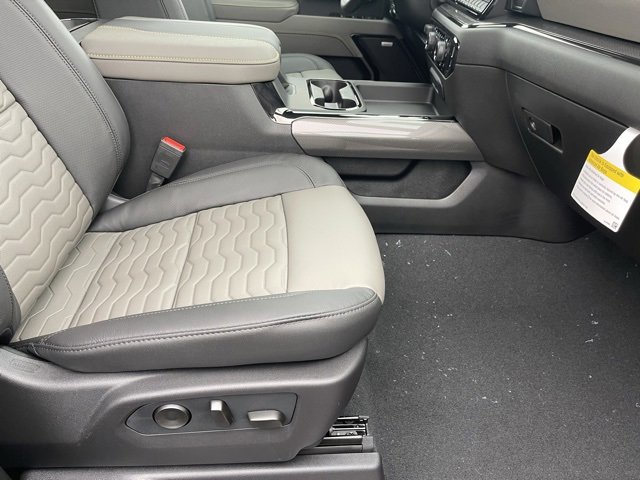 New 2026 Chevrolet Silverado 2500 ZR2 image 12