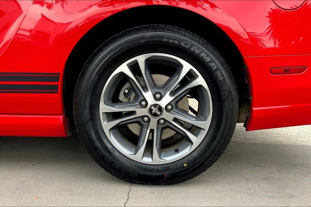 Used 2014 Ford Mustang Premium w/ Comfort Package image 9