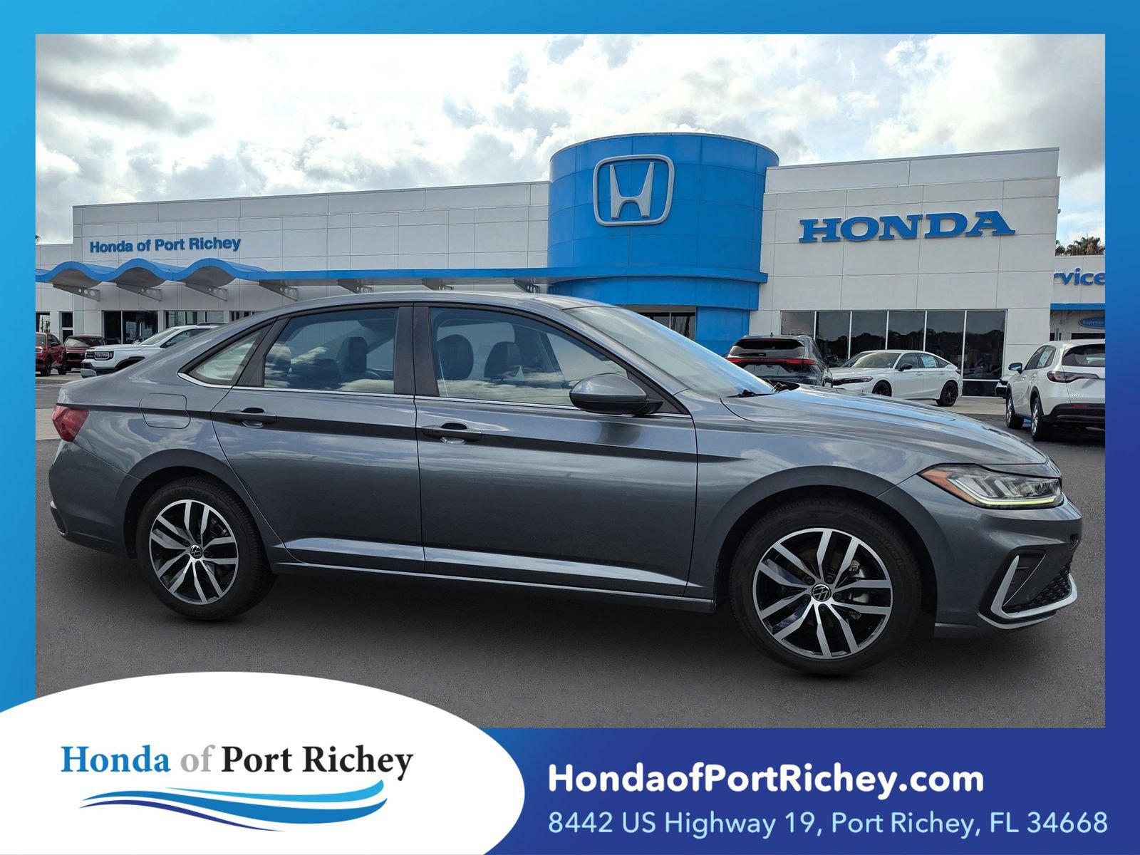 Used 2025 Volkswagen Jetta SE