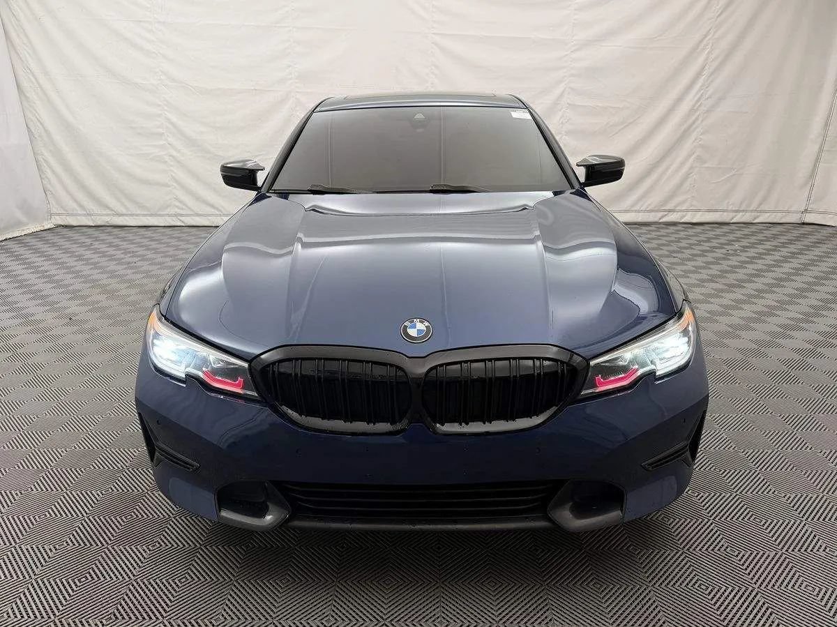 Used 2021 BMW 330i xDrive Sedan w/ Premium Package AWD/4WD image 2