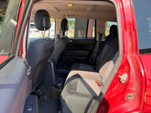 Used 2016 Jeep Compass Sport w/ Power Value Group FWD image 10