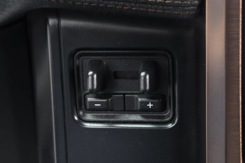 Used 2023 Ford F150 Lightning Lariat w/ Equipment Group 511A High AWD/4WD image 35
