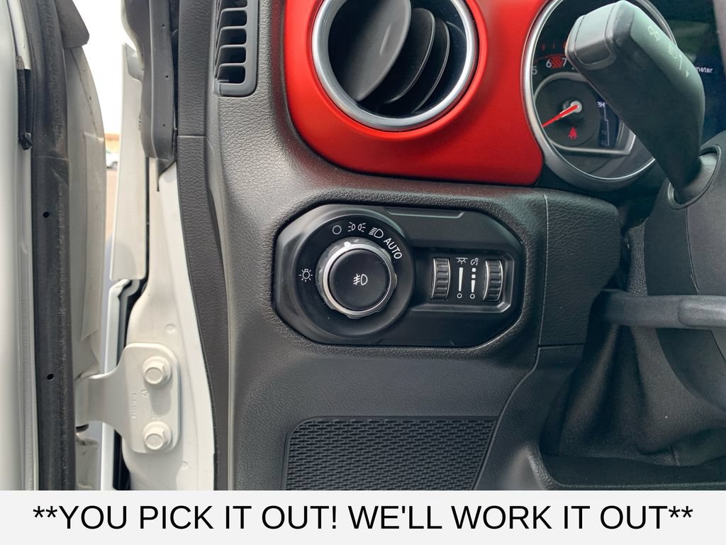 Used 2019 Jeep Wrangler Rubicon AWD/4WD image 13