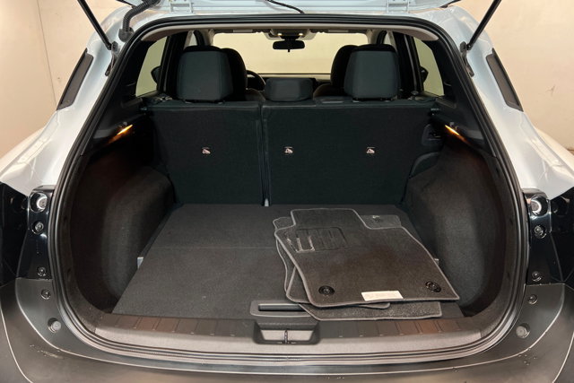 Used 2026 Nissan Kicks SV FWD image 22