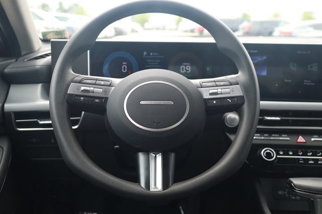 Certified 2025 Hyundai Sonata SE FWD image 12