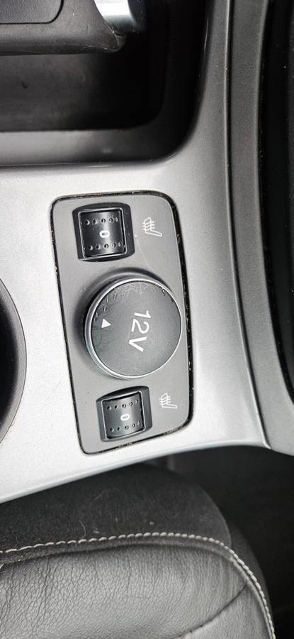 Used 2016 Ford Escape SE w/ SE Leather Comfort Package image 12