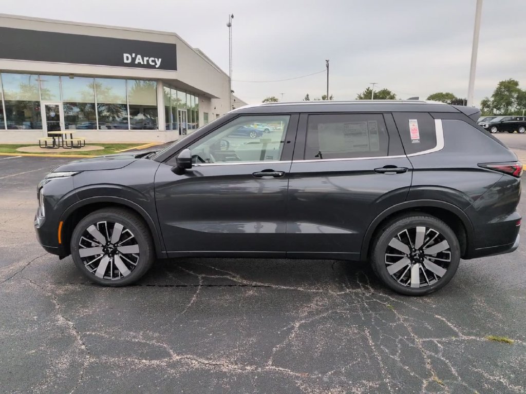 New 2026 Mitsubishi Outlander SEL AWD/4WD image 12