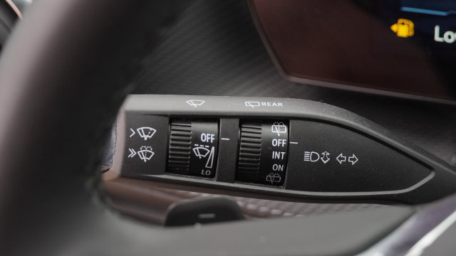 Used 2026 Chevrolet Equinox LT FWD image 29