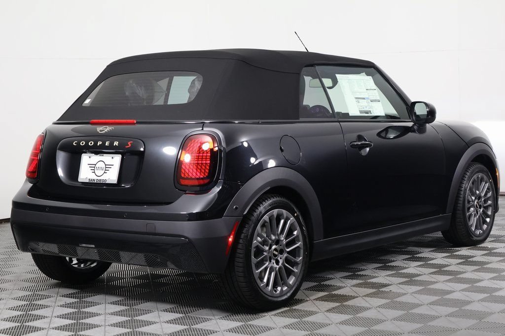 New 2026 MINI Cooper S FWD image 2