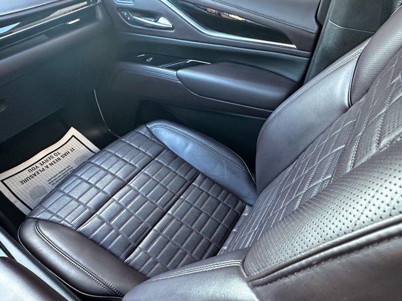 Used 2021 Cadillac Escalade Sport Platinum w/ Heavy-Duty Trailer Package image 14