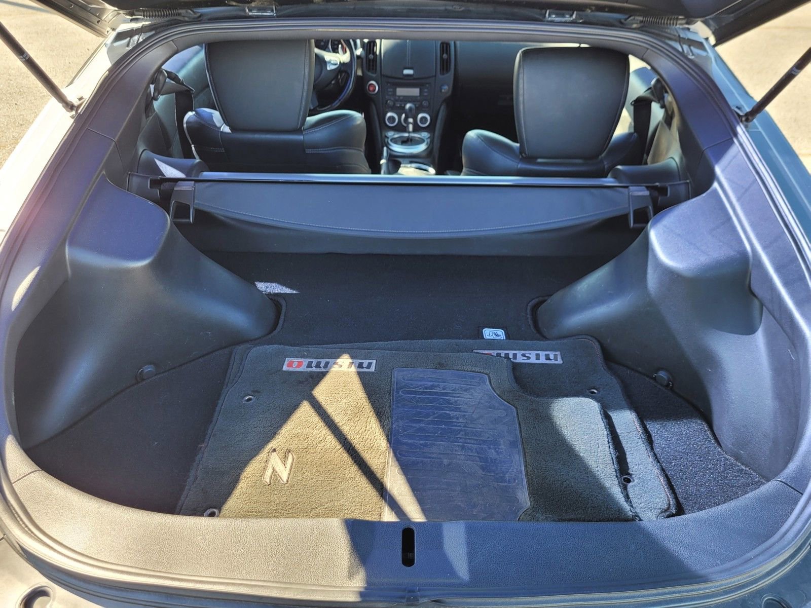 Used 2015 Nissan 370Z Touring w/ Aerodynamics Package image 10