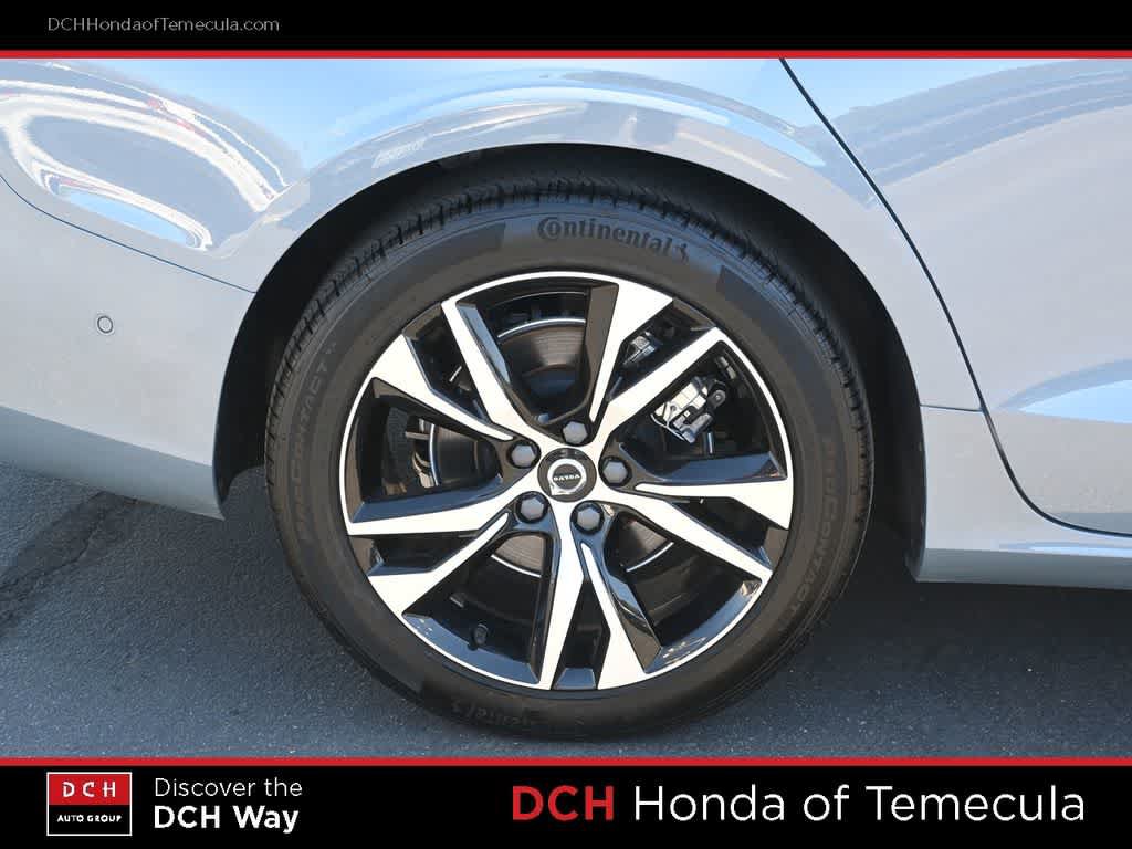 Used 2024 Volvo S60 B5 Plus AWD/4WD image 23