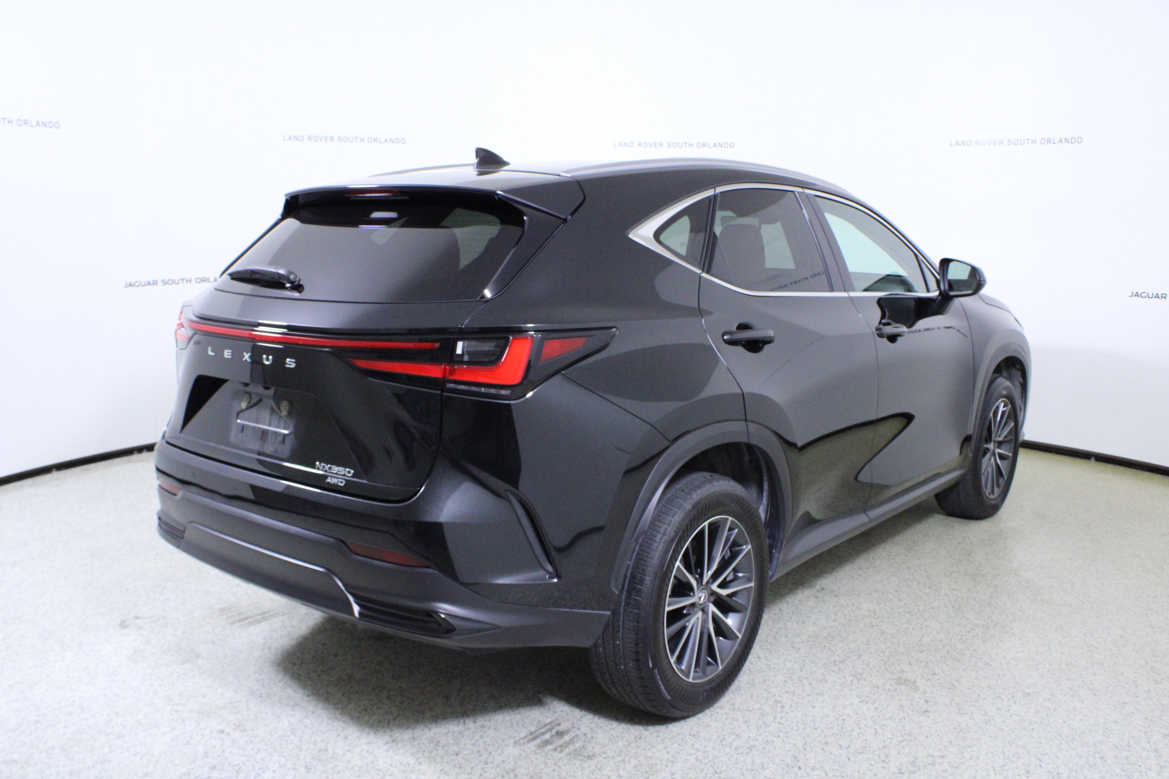 Used 2024 Lexus NX 350 AWD image 7