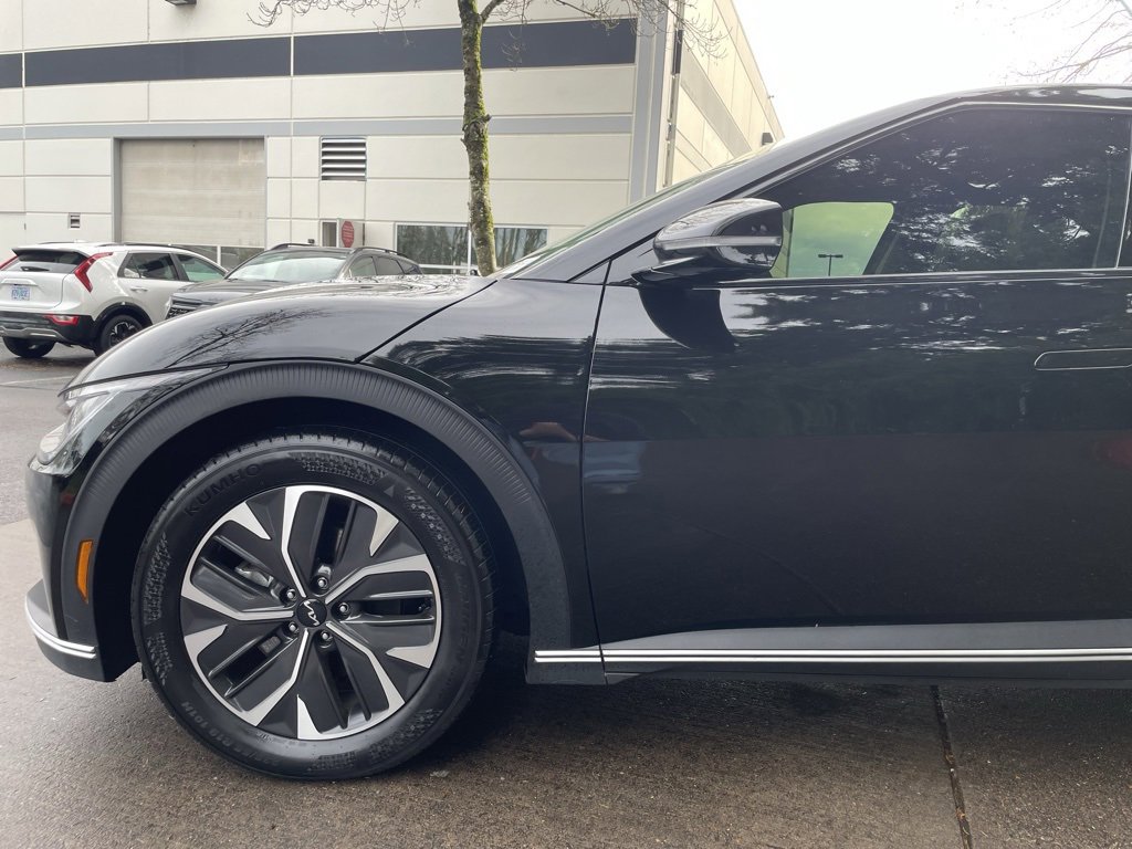 Used 2024 Kia EV6 Light image 10