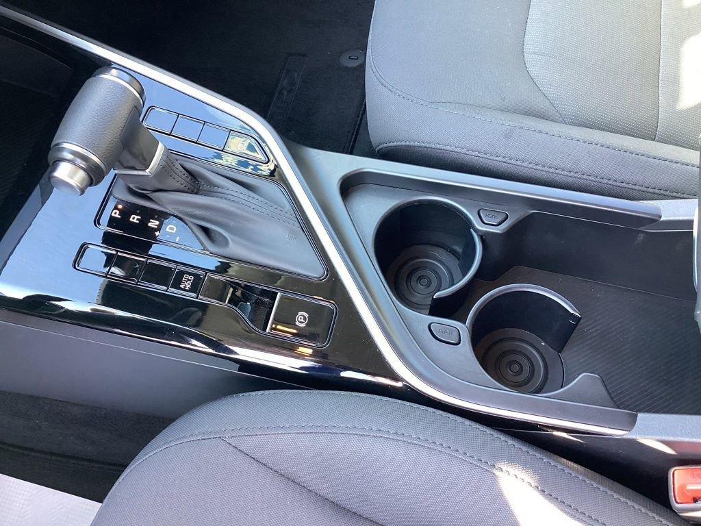 Used 2025 Kia Niro LX FWD image 32