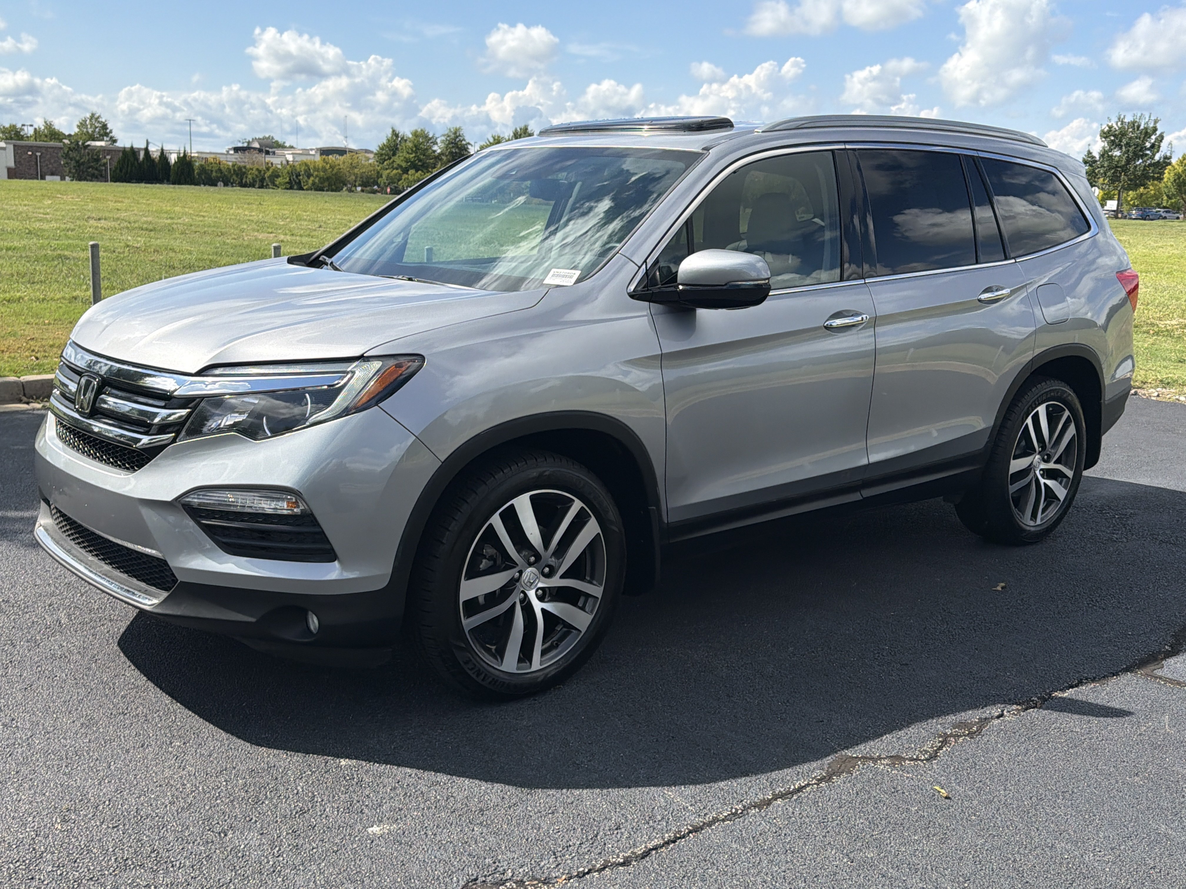 Used 2016 Honda Pilot Touring image 5