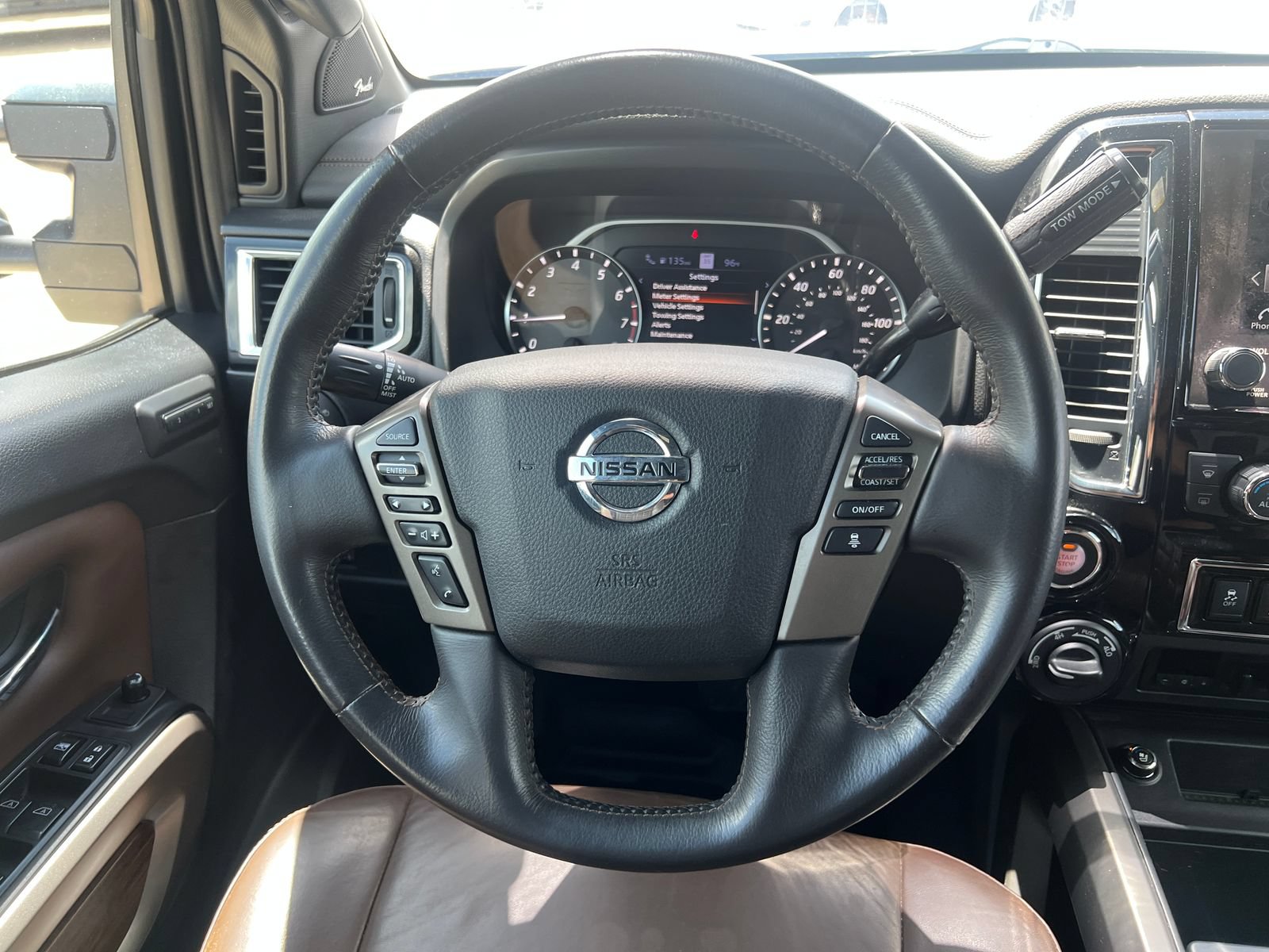 Used 2022 Nissan Titan Platinum Reserve w/ Moonroof Package AWD/4WD image 27
