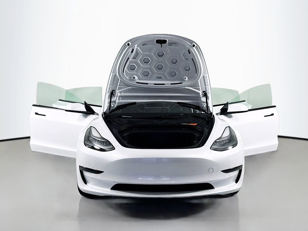 Used 2023 Tesla Model 3 Standard Range image 30