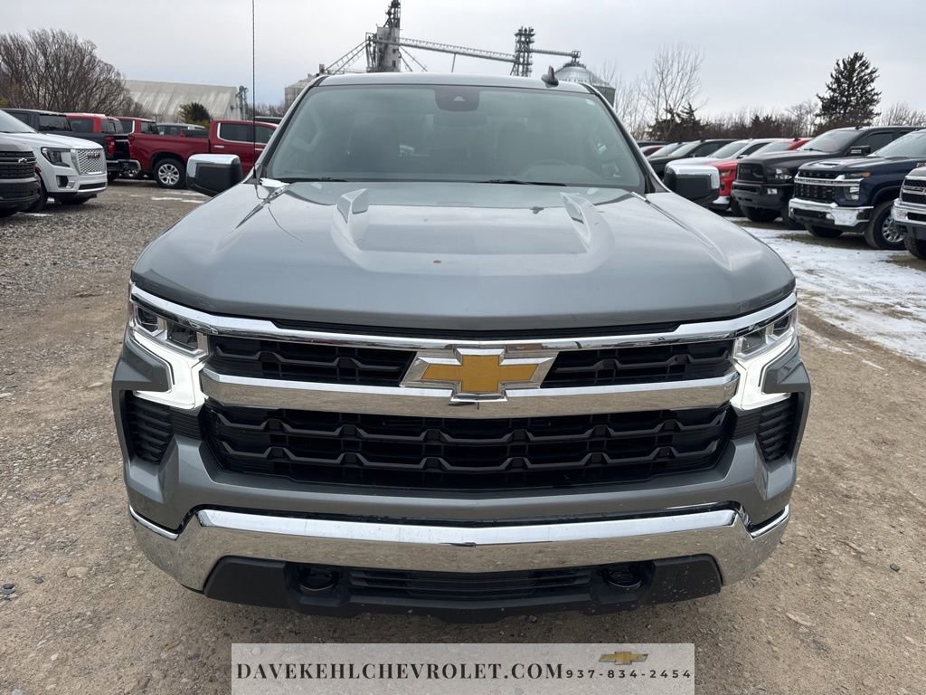 Used 2025 Chevrolet Silverado 1500 LT image 9