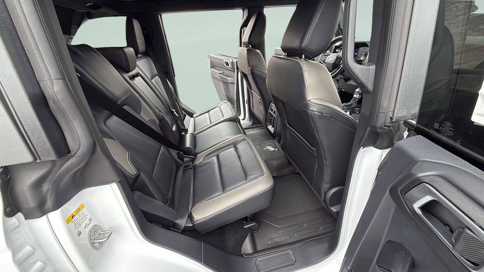 New 2026 Ford Bronco Outer Banks w/ Sasquatch Package image 35