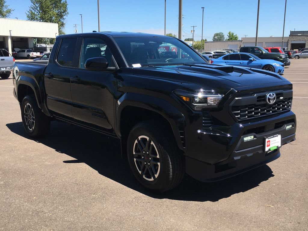 Used 2024 Toyota Tacoma TRD Sport AWD/4WD image 8
