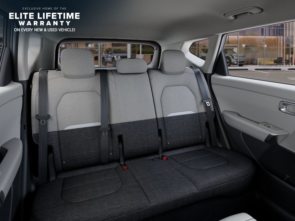 New 2027 Kia Seltos LX FWD image 17