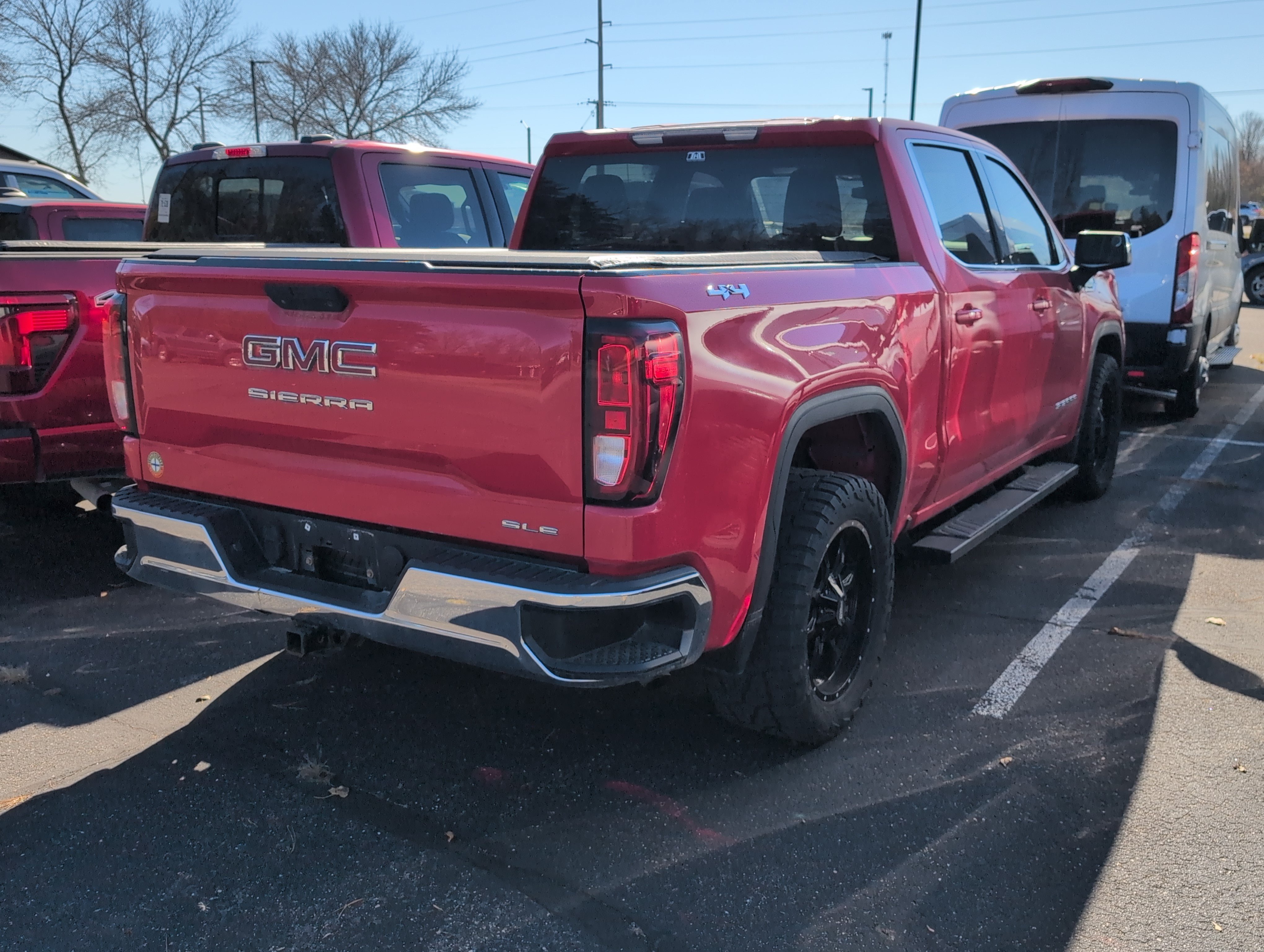 Used 2019 GMC Sierra 1500 SLE w/ Fleet Comfort Package AWD/4WD image 4