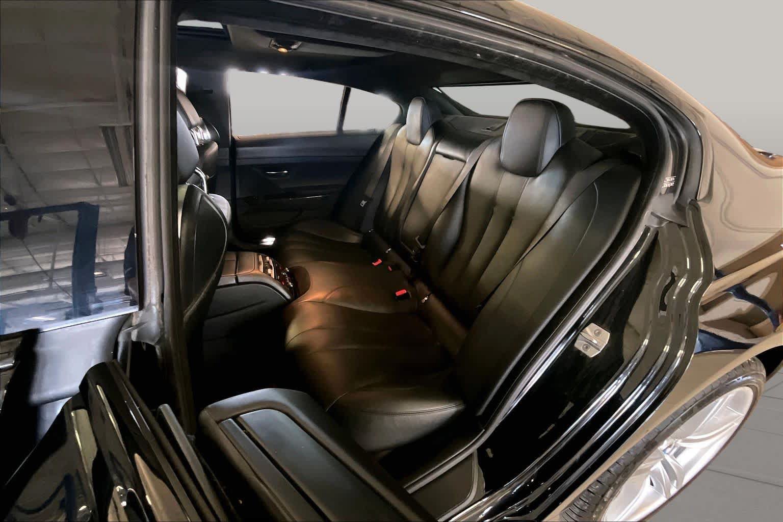 Used 2018 BMW 640i Gran Coupe xDrive AWD/4WD image 19