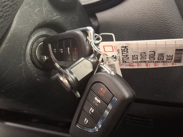 Certified 2025 Toyota Corolla LE FWD image 27