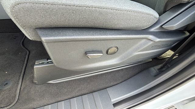 New 2026 Ford F250 XLT w/ XLT Premium Package image 24