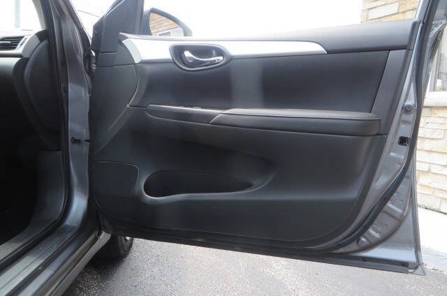 Used 2018 Nissan Sentra S FWD image 22