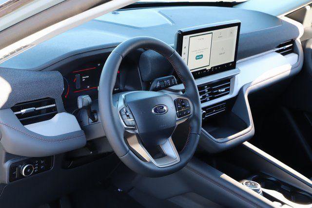 New 2026 Ford Explorer Active w/ Active Comfort Package AWD/4WD image 13