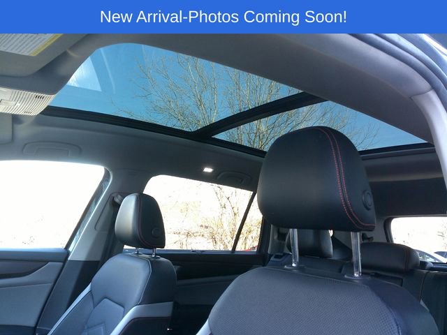 Used 2024 Volkswagen Atlas Peak Edition SEL AWD/4WD image 27
