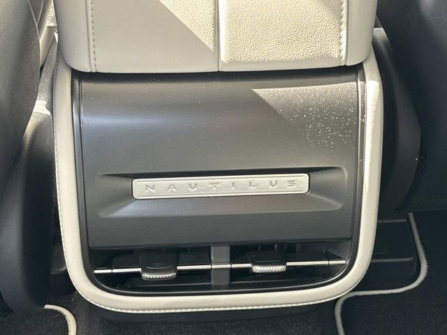 New 2026 Lincoln Nautilus Premier AWD/4WD image 15