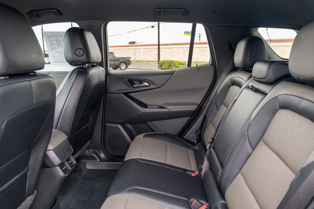 Used 2026 Chevrolet Equinox LT w/ Convenience Package II image 14