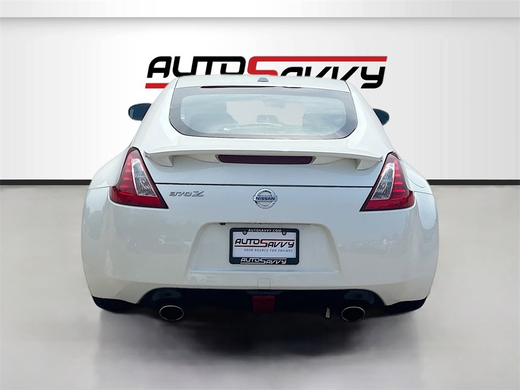 Used 2018 Nissan 370Z w/ Sport Package image 6