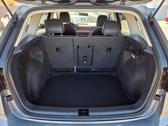Certified 2022 Volkswagen Taos SE FWD image 13