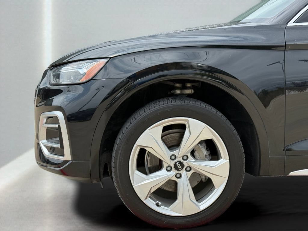 Used 2021 Audi Q5 2.0T Premium Plus w/ Premium Plus Package AWD/4WD image 26