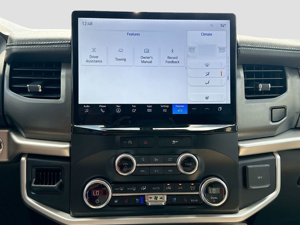 Used 2024 Ford Expedition XLT image 16