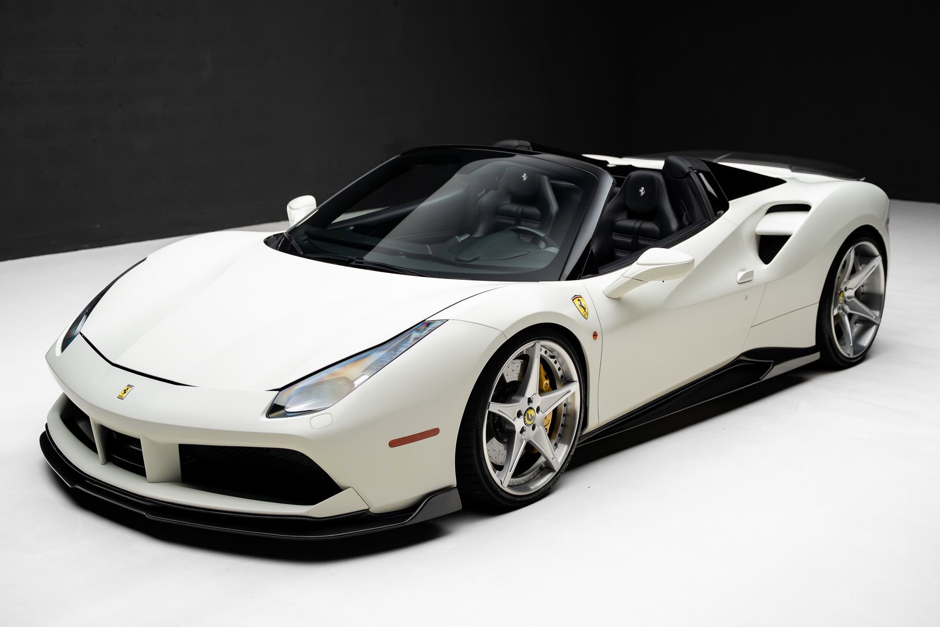 Used 2016 Ferrari 488 Spider RWD image 7