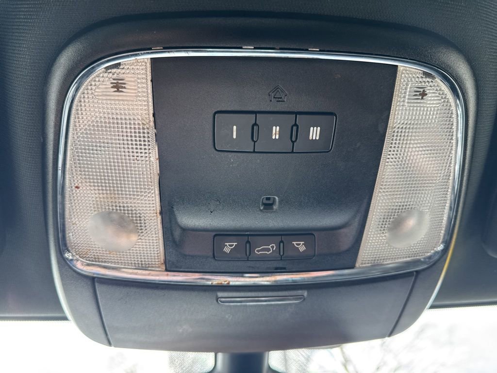 Used 2019 Jeep Grand Cherokee Limited image 26