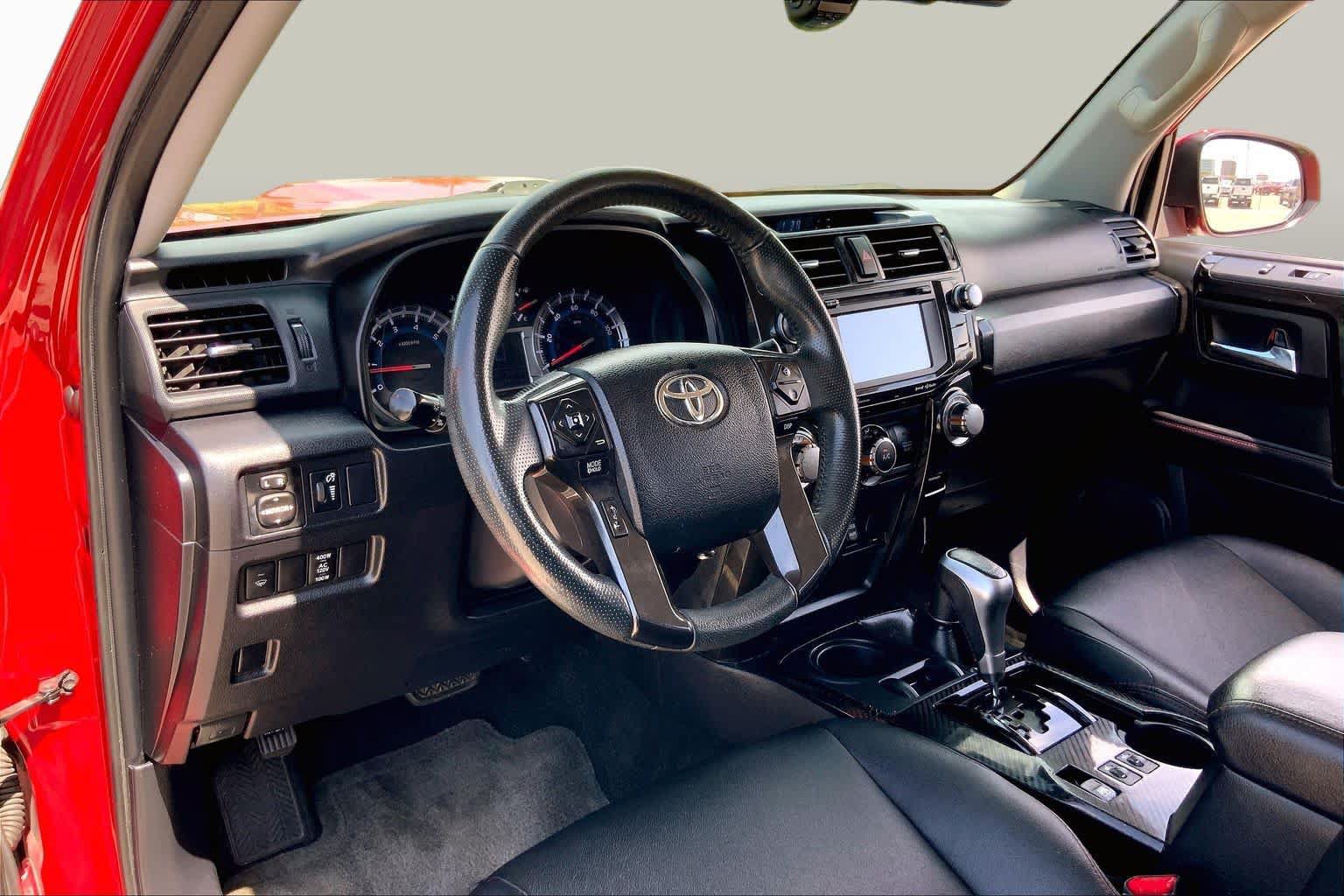 Used 2017 Toyota 4Runner TRD Pro AWD/4WD image 17